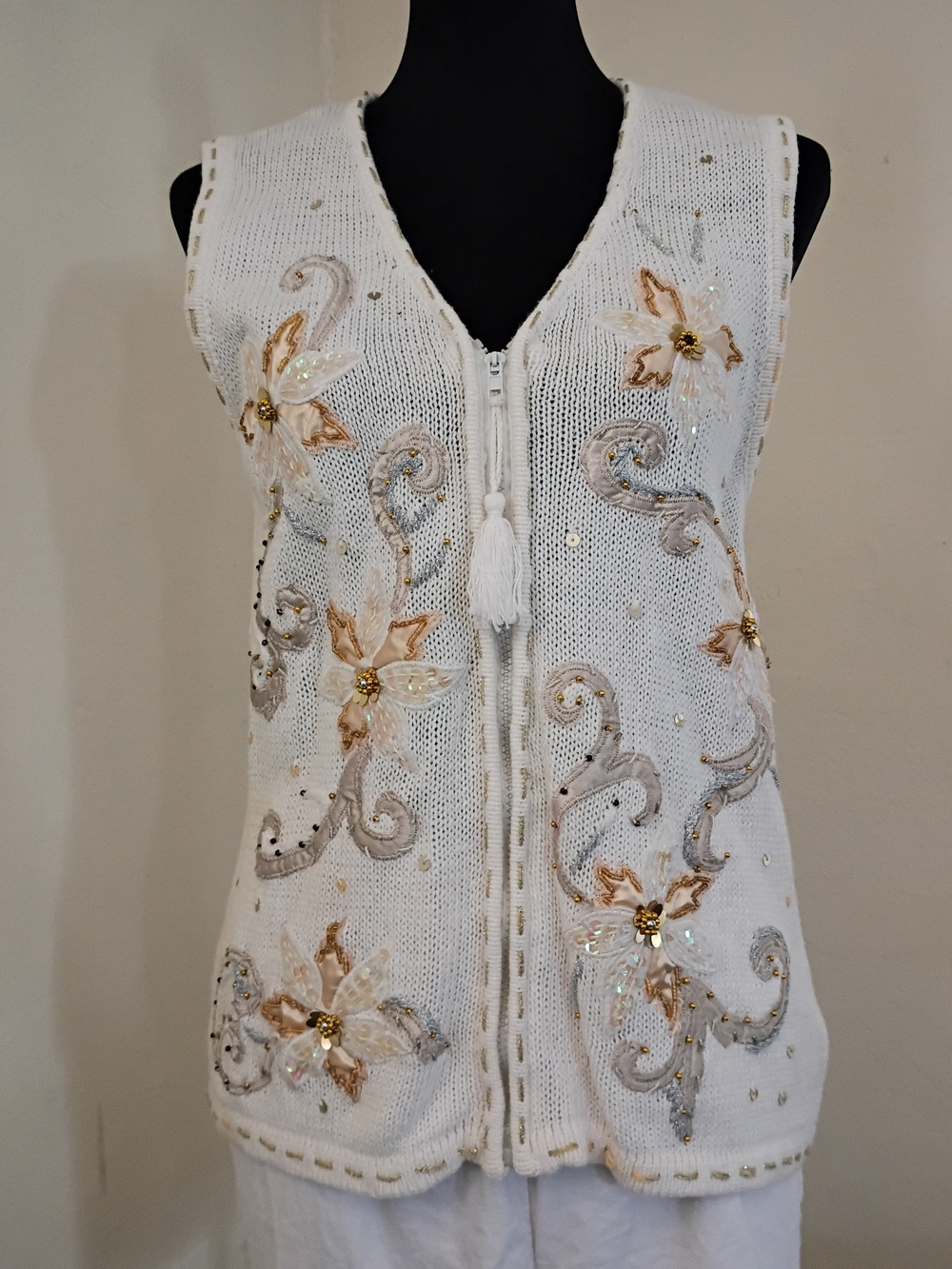 Holiday Time White Embellished Knit Zip-Front Vest with Tassel